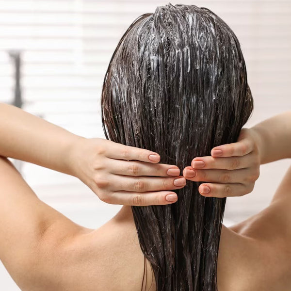 Cuidado del Cabello Teñido: cómo mantener tu color vibrante, suave y saludable